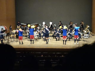 ダンスステージ