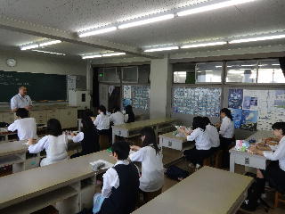 uiQ