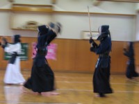 http://www.chiba-c.ed.jp/ichikawahigashi-h/club/kendo/kendo06.jpg
