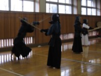 http://www.chiba-c.ed.jp/ichikawahigashi-h/club/kendo/kendo09.jpg