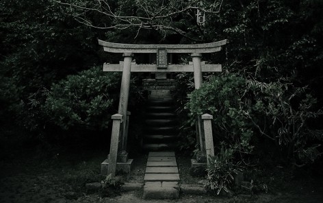 荒廃した神社