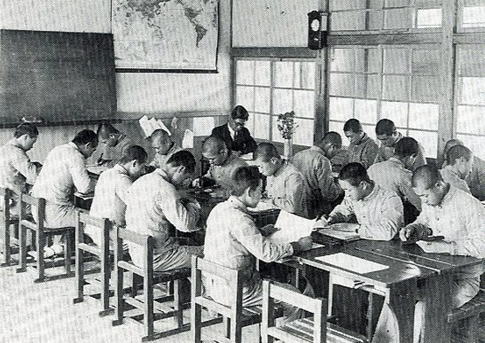 １９３６年当時の商業の授業