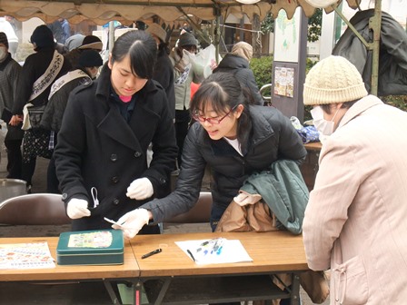 八千代市村上団地「餅つき大会」の様子