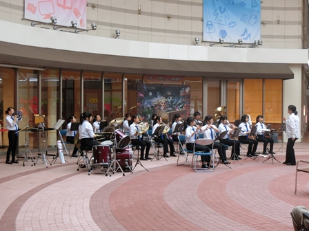 スクールバンドコンサート in 印西牧の原モアの様子