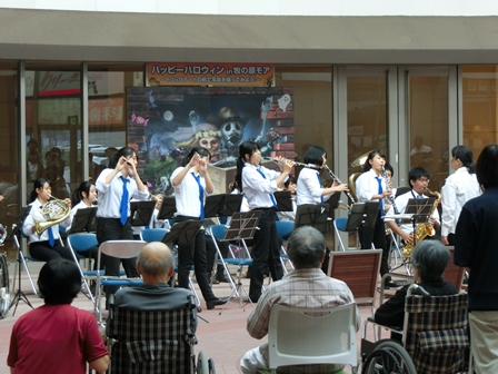スクールバンドコンサート in 印西牧の原モアの様子