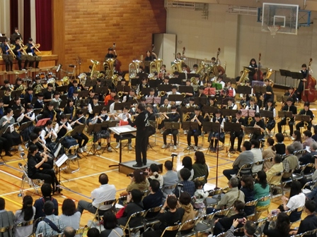 ジョイント コンサート in 植草学園大学付属高等学校の様子