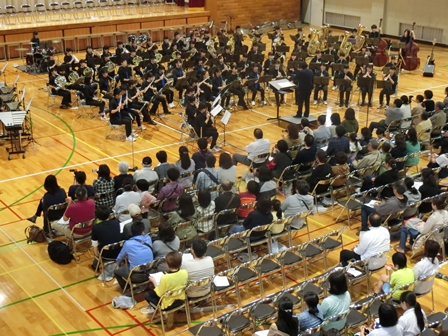 ジョイント コンサート in 植草学園大学付属高等学校の様子