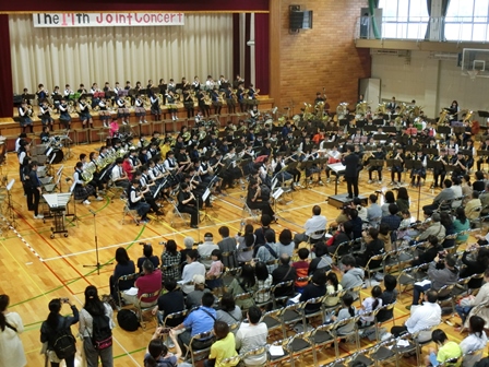 ジョイント コンサート in 植草学園大学付属高等学校の様子