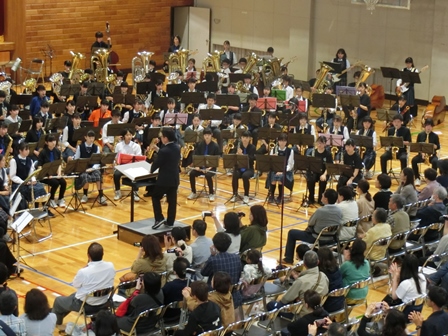 ジョイント コンサート in 植草学園大学付属高等学校の様子