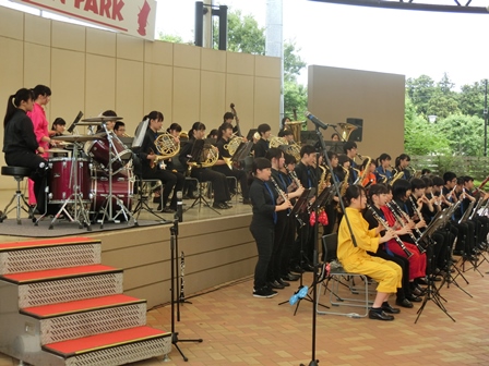 パークライブステージ in アンデルセン公園の様子