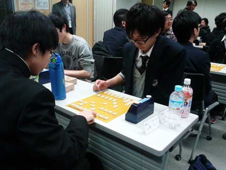 第２５回関東地区高等学校文化連盟将棋大会の様子