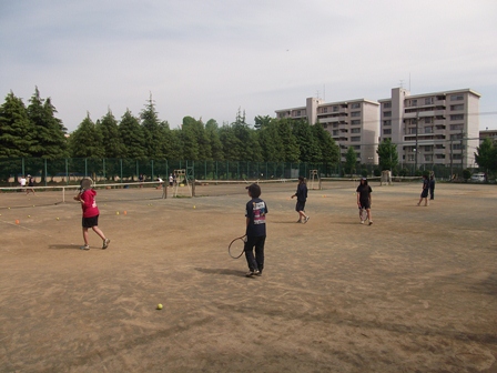 女子テニス部　練習風景
