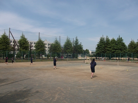 女子テニス部　練習風景