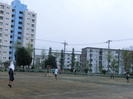 男子テニス部　練習風景
