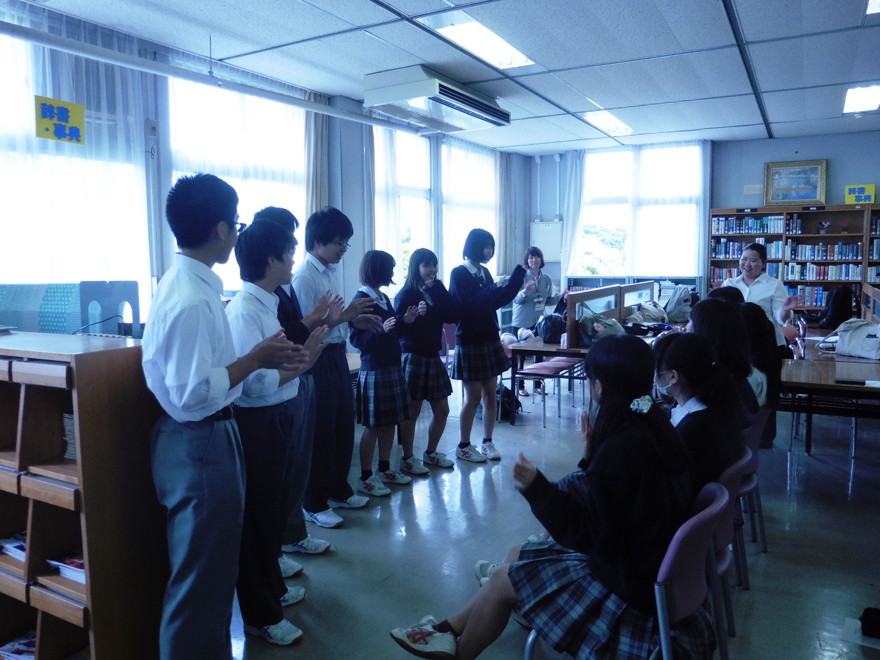 読み聞かせ研修会の様子