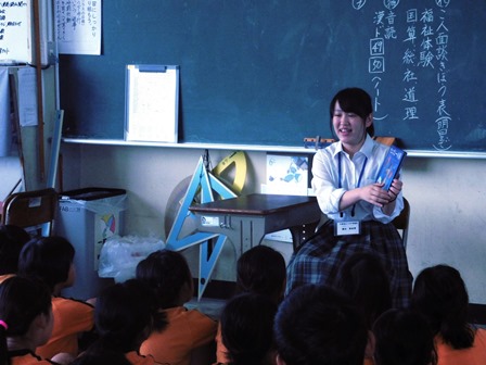 読み聞かせ研修会の様子