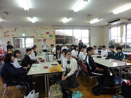 読み聞かせ研修会の様子