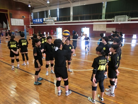 第２回 八千代東高バレーボール教室の様子