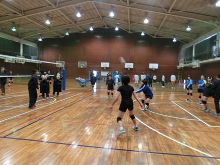 第８回 八千代東高バレーボール教室の様子