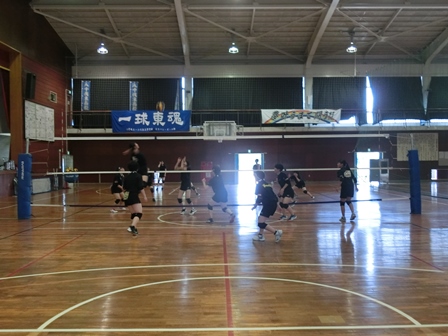 第１回 八千代東高バレーボール教室の様子